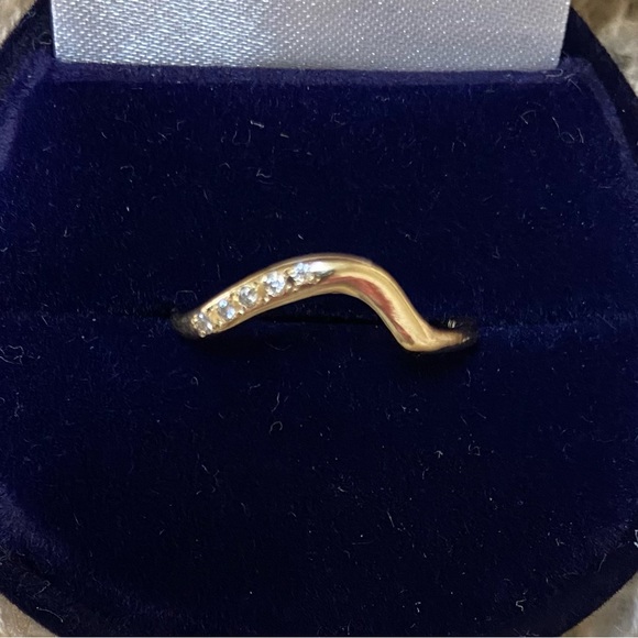 10k YG Wave ring - Picture 5 of 6